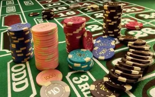 Slot Reels Spin Free Spin Feature Bonus Round မြန်မာ Online Slots MMK